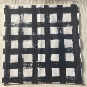 4 PK Assorted Throw Pillow Covers Black/White